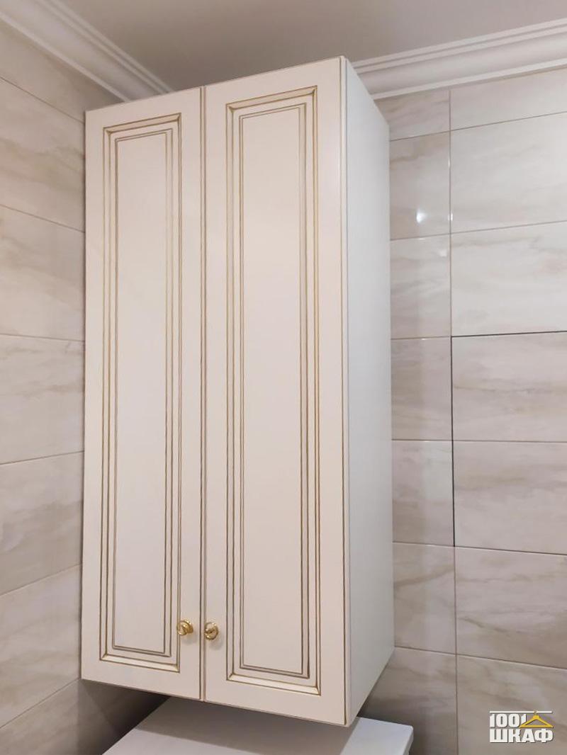 Шкаф навесной для ванной комнаты классика